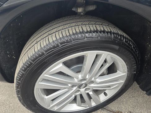 Used 2019 Audi Q5 2.0T Premium Plus w/ Premium Plus Package AWD/4WD image 13