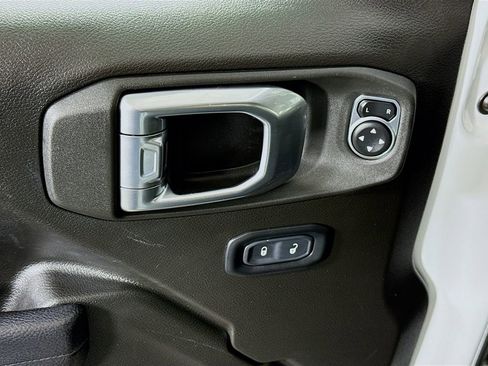 Used 2024 Jeep Wrangler Sport S image 22