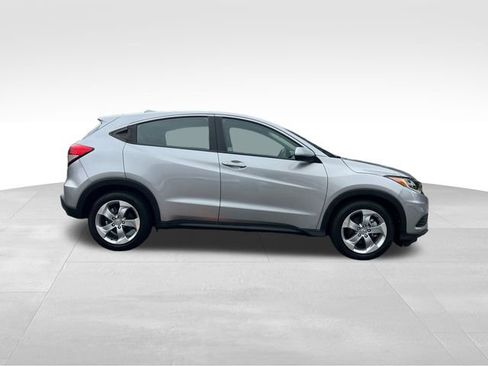 Used 2019 Honda HR-V LX image 6