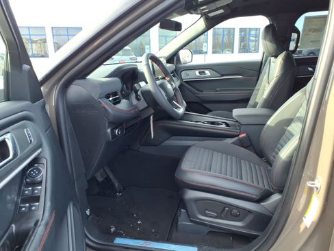 New 2026 Ford Explorer ST-Line AWD/4WD image 7