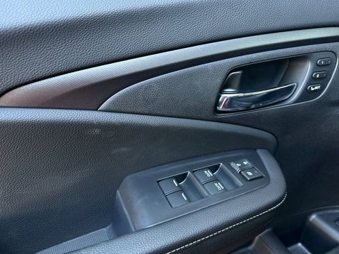 New 2025 Honda Ridgeline RTL image 11