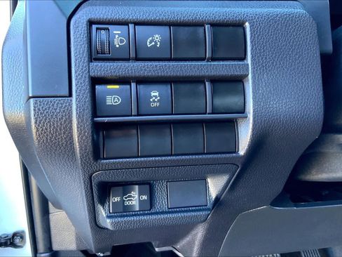 Used 2024 Toyota Tacoma SR image 32