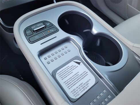 New 2026 Hyundai Ioniq 9 SEL image 10