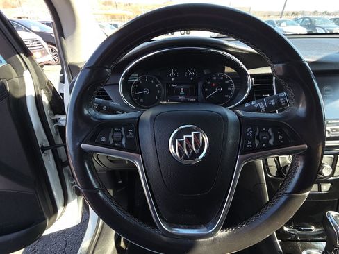 Used 2020 Buick Encore Preferred image 17