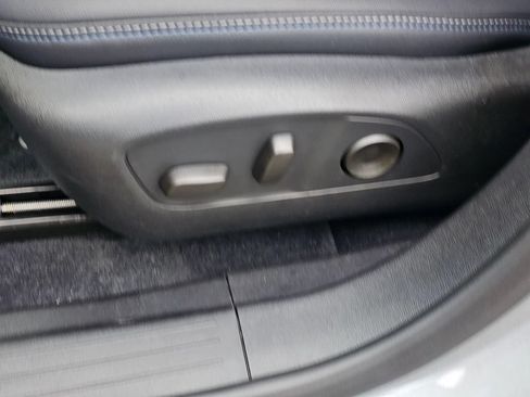 Used 2026 Chevrolet Equinox EV LT AWD/4WD image 22