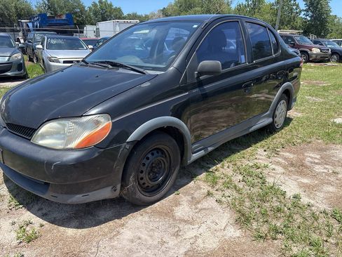 Used 2002 Toyota Echo Sedan FWD image 2