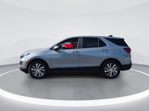 Used 2024 Chevrolet Equinox LT FWD image 5