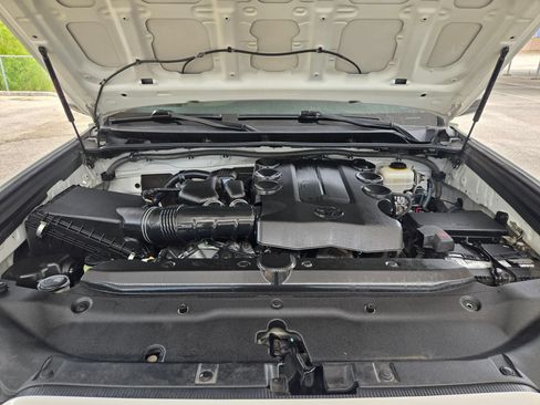 Used 2014 Toyota 4Runner Limited RWD image 32