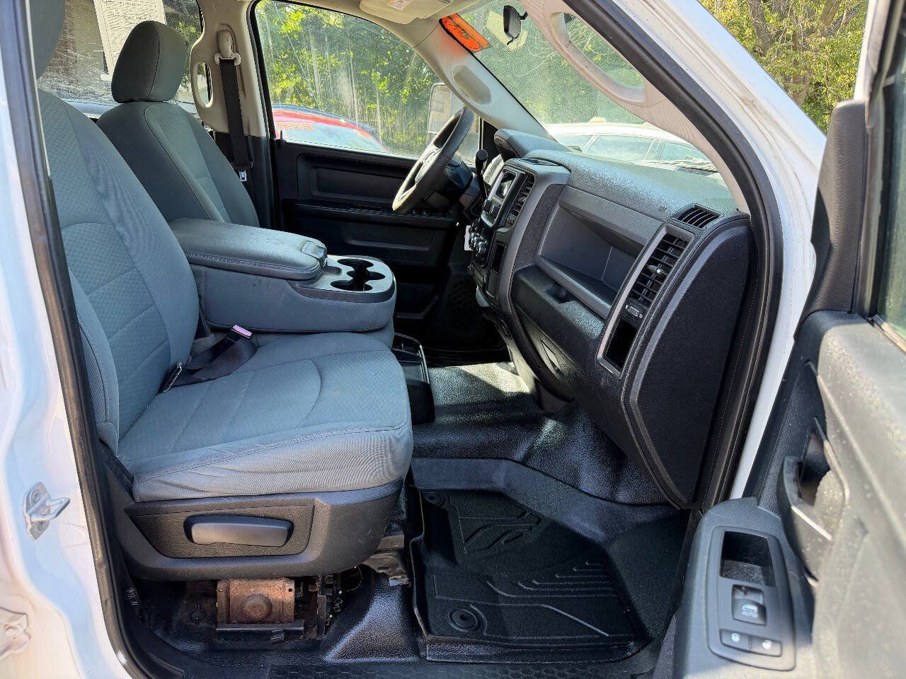 Used 2013 RAM 3500 Tradesman w/ Chrome Appearance Group AWD/4WD image 10