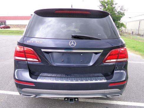 Used 2018 Mercedes-Benz GLE 350 w/ Premium 1 Package image 4
