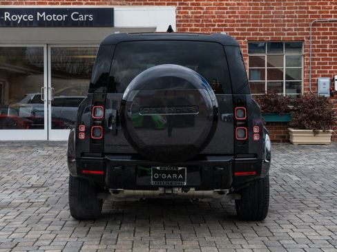 Used 2025 Land Rover Defender 110 X image 23