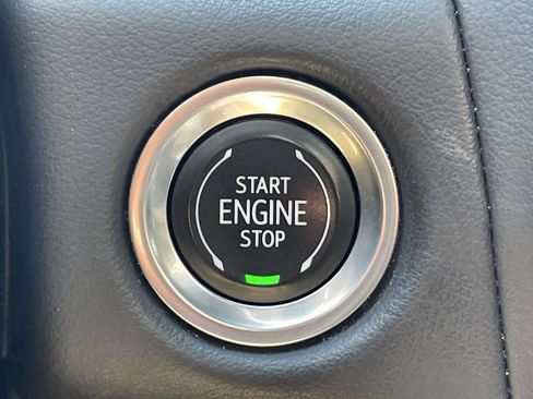 Used 2023 GMC Yukon AT4 w/ AT4 Premium Package AWD/4WD image 26