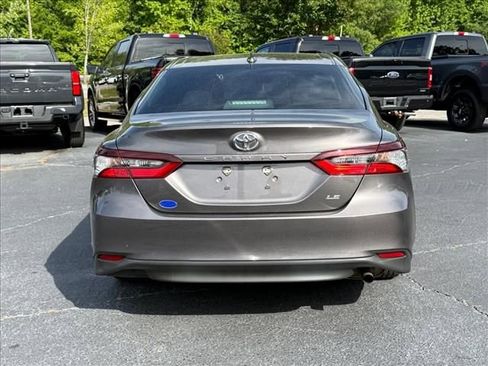 Used 2023 Toyota Camry LE FWD image 5