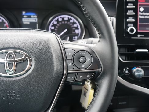 Used 2023 Toyota Camry SE image 25