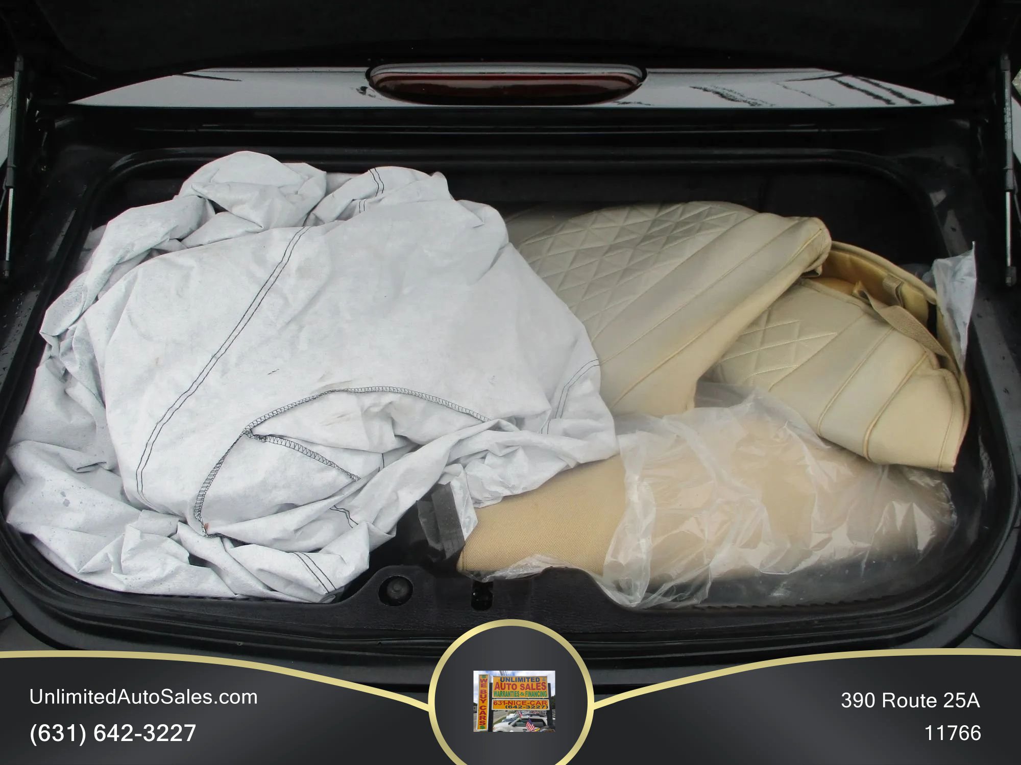 Used 2004 Ford Thunderbird RWD image 11