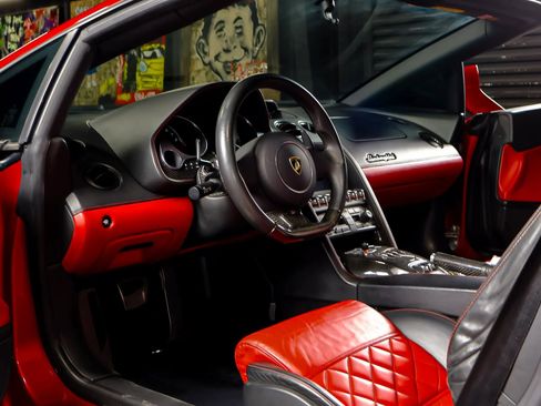 Used 2011 Lamborghini Gallardo LP 560-4 image 21