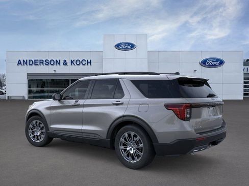 Used 2026 Ford Explorer Active w/ Active Comfort Package AWD/4WD image 4