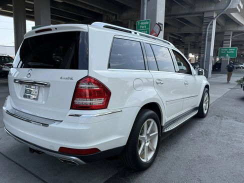 Used 2012 Mercedes-Benz GL 450 4MATIC image 5