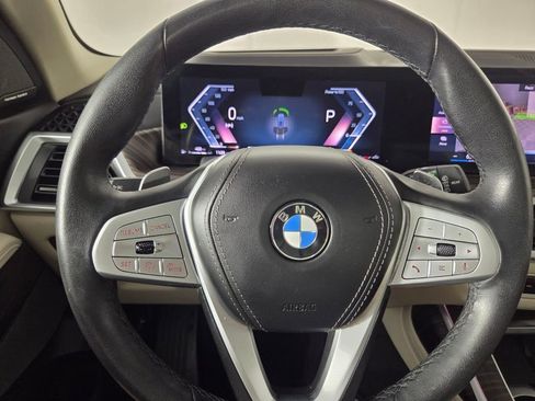 Used 2024 BMW X7 xDrive40i w/ Premium Package AWD/4WD image 15