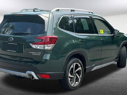Certified 2023 Subaru Forester Touring AWD/4WD image 17