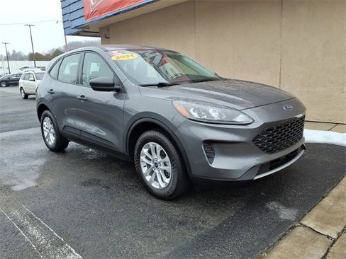 Used 2021 Ford Escape S image 2