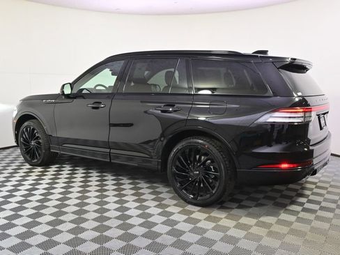 New 2026 Lincoln Aviator Reserve image 3