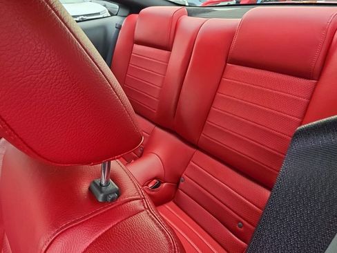 Used 2006 Ford Mustang GT Premium RWD image 21