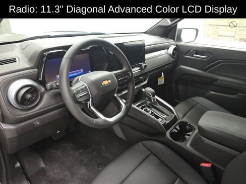 New 2025 Chevrolet Colorado LT w/ LT Convenience Package image 10