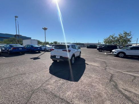 Used 2025 Buick Encore GX Preferred image 16