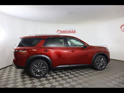 Used 2023 Nissan Pathfinder SL w/ SL Premium Package AWD/4WD image 11