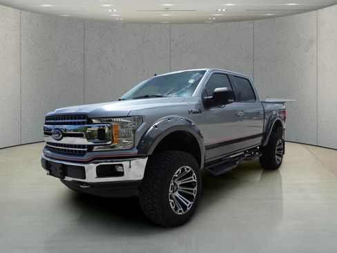 Used 2020 Ford F150 XLT w/ Equipment Group 302A Luxury AWD/4WD image 11