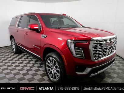 New 2026 GMC Yukon XL Denali w/ Sun & Power Step Package