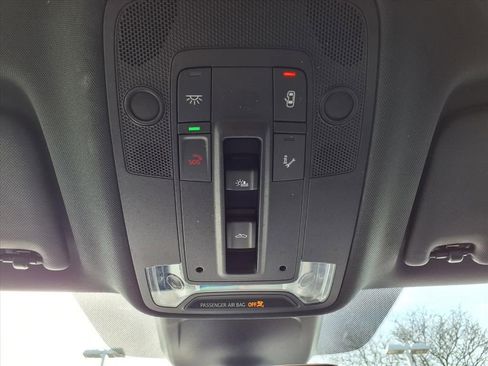 Used 2023 Audi Q3 2.0T Premium Plus image 19