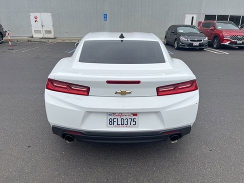 Used 2018 Chevrolet Camaro LT image 6