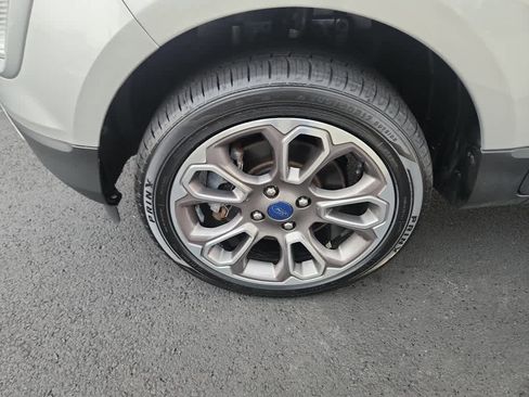 Used 2021 Ford EcoSport Titanium image 12