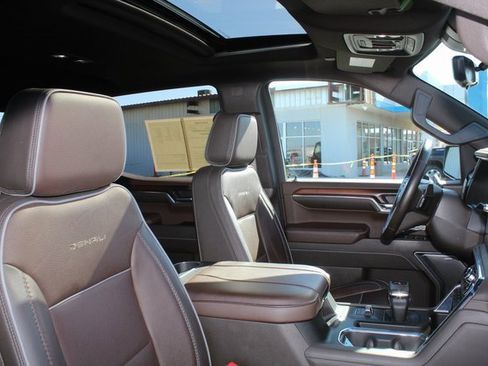 Used 2024 GMC Sierra 1500 Denali w/ Denali Reserve Package image 18
