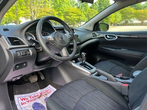Used 2019 Nissan Sentra SV FWD image 11