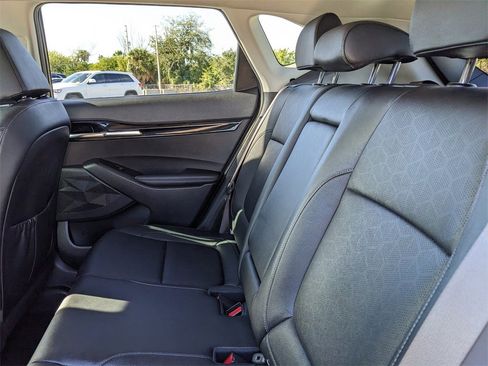 Certified 2024 Kia Seltos EX image 19