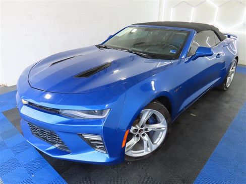 Used 2017 Chevrolet Camaro SS image 5
