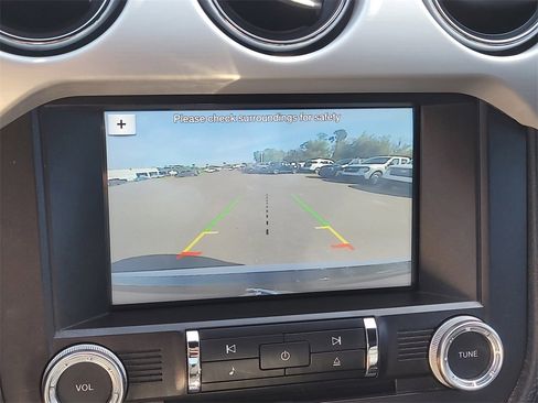 Used 2017 Ford Mustang Premium image 16