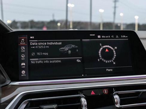 Used 2022 BMW X6 M50i w/ Parking Assistance Package image 42