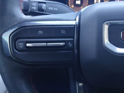 Used 2023 GMC Canyon AT4X image 32