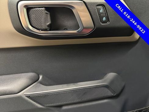 New 2025 Ford Bronco Big Bend w/ Black Diamond Package image 8