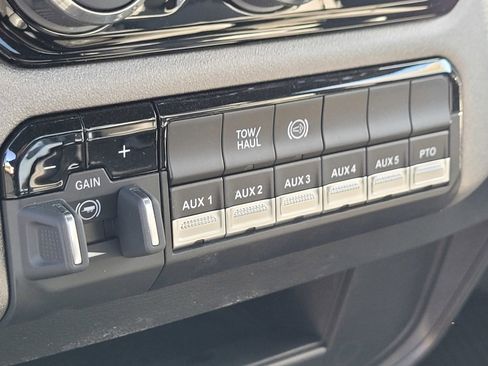 New 2026 RAM 5500 Tradesman w/ Chrome Appearance Group image 11