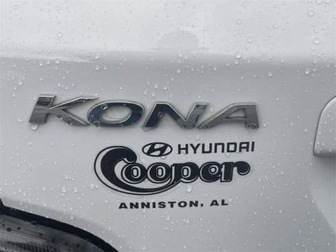 Used 2023 Hyundai Kona SEL w/ Convenience Package image 9