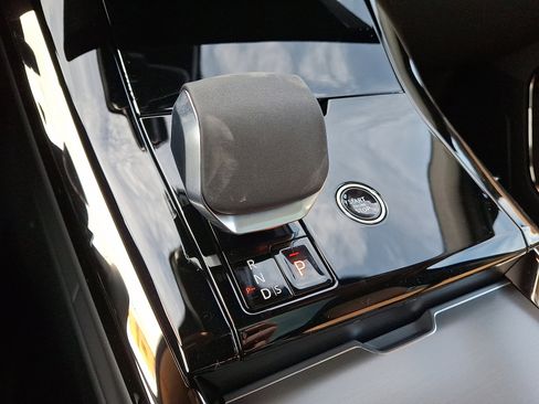 New 2026 Land Rover Range Rover Sport Dynamic SE image 10