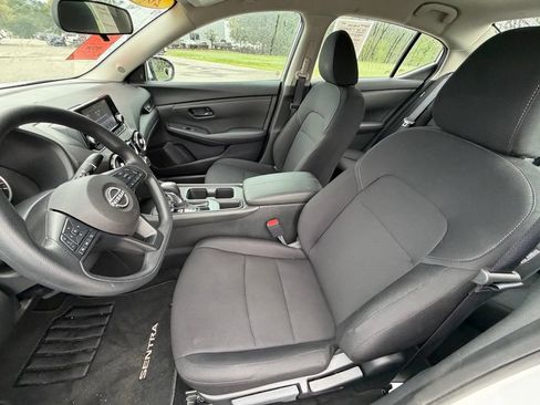 Certified 2024 Nissan Sentra S FWD image 11