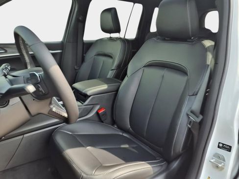 New 2025 Jeep Grand Cherokee Limited image 12