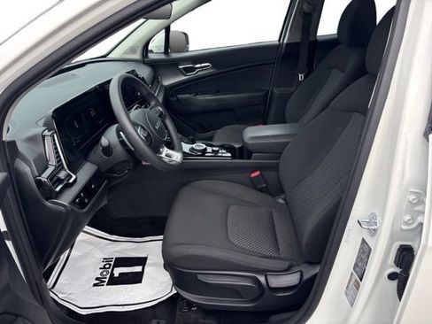 Certified 2024 Kia Sportage LX AWD/4WD image 10