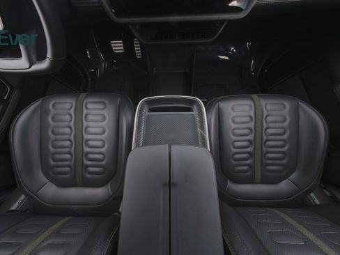 Used 2024 Rivian R1S Adventure AWD/4WD image 29